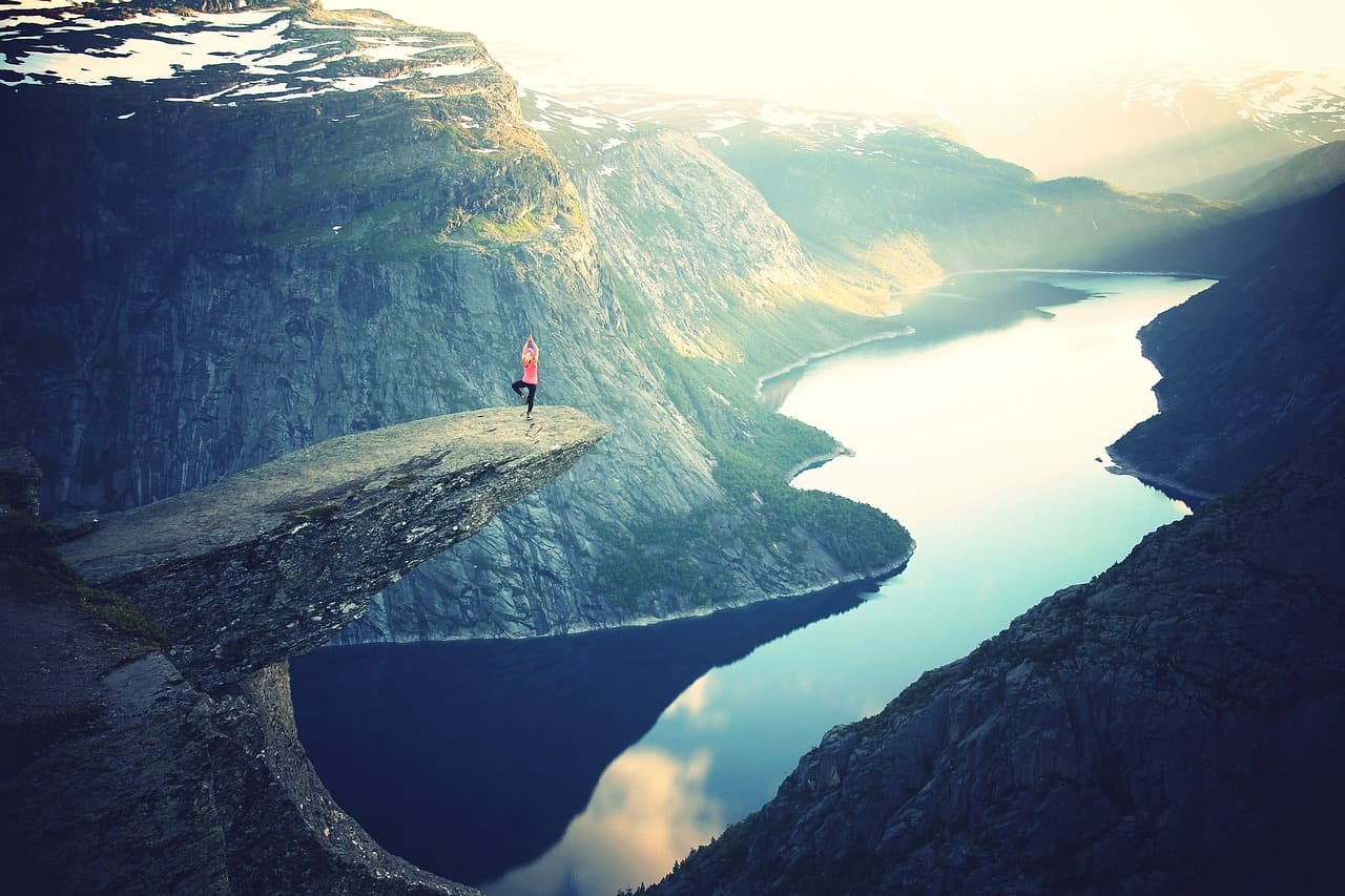 Adventure Travel Statistics 2026: Market Size, Spend & Trends