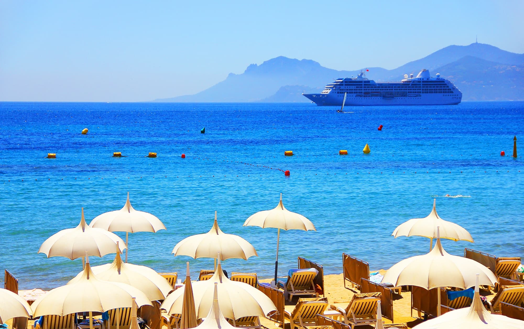 Luxury hotels in Cannes