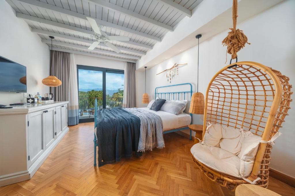 Yacht Boheme Hotel - Adults Only view 8