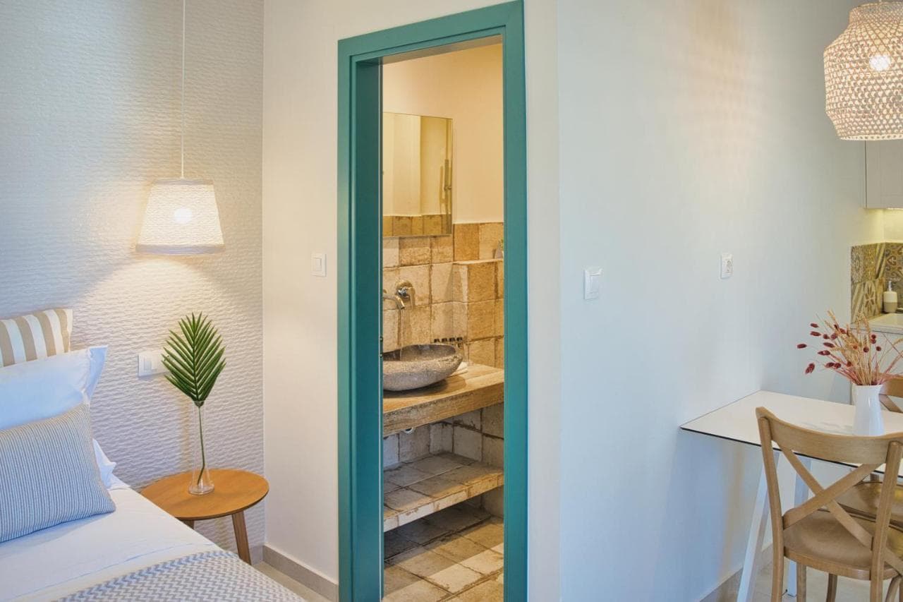Aeolia suites view 3
