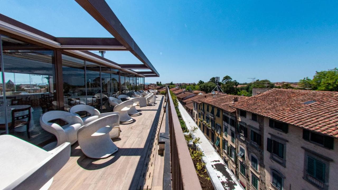 Grand Hotel Duomo view 6