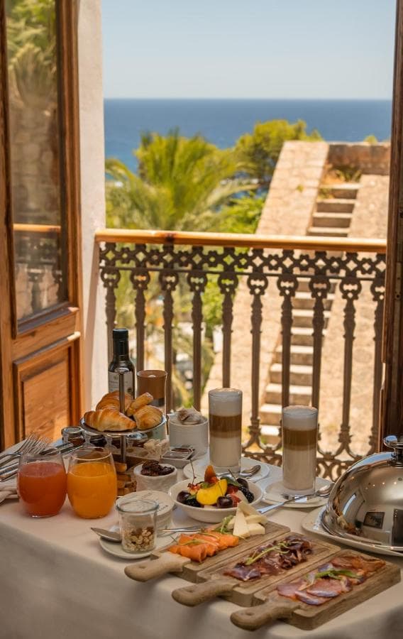 Mirador de Dalt Vila-Relais & Chateaux – photo 7