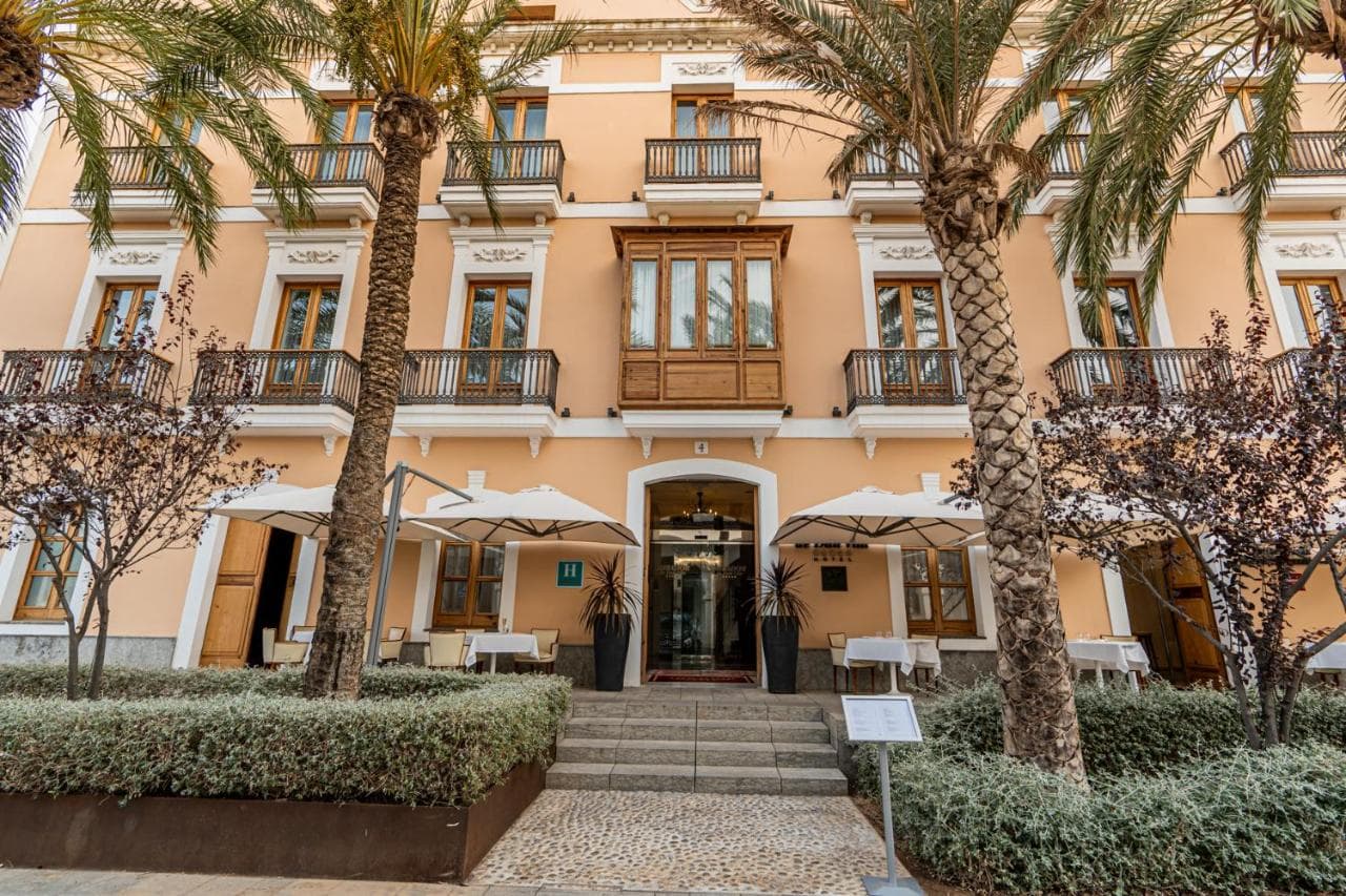 Mirador de Dalt Vila-Relais & Chateaux – photo 2