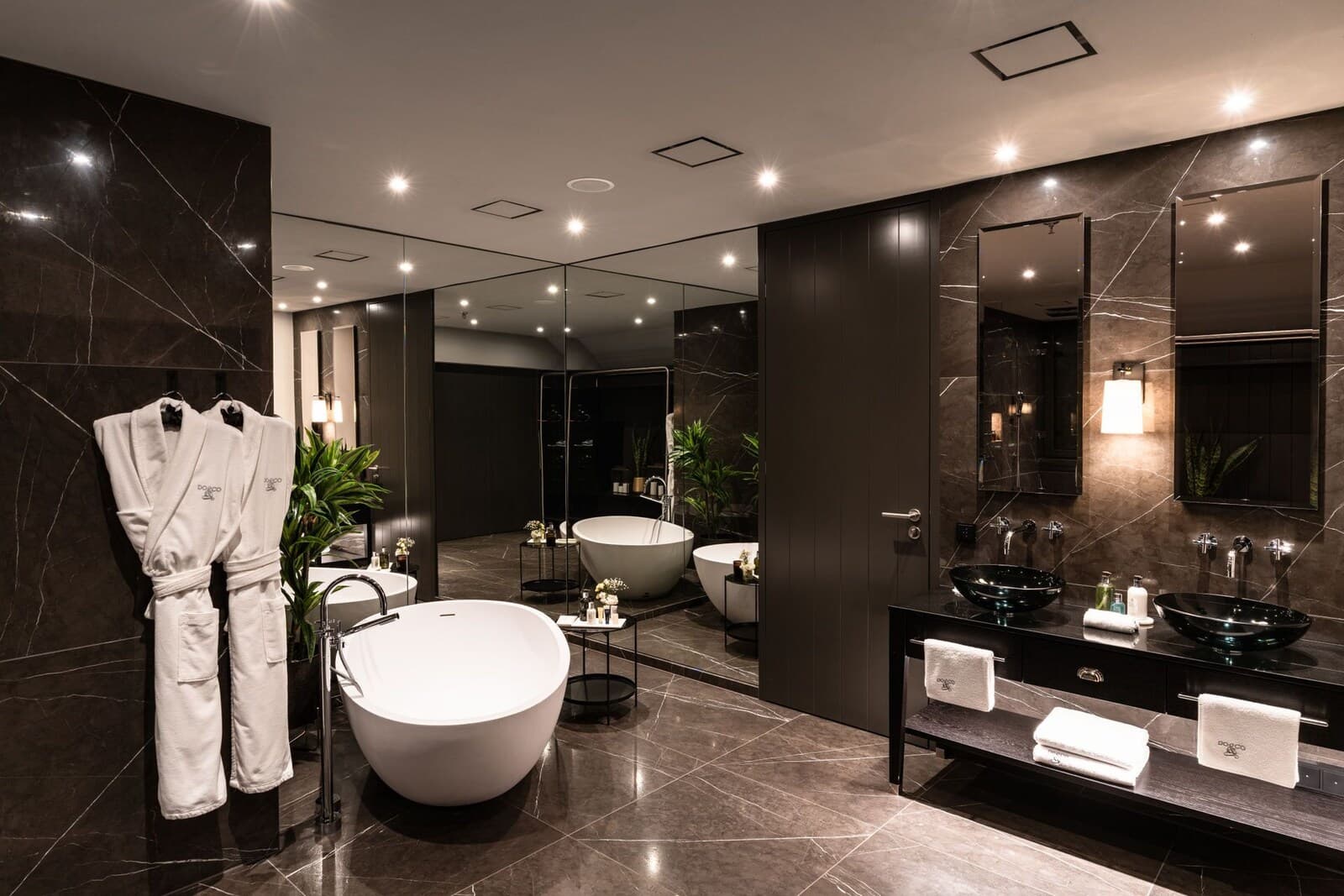 DO & CO Hotel München – photo 3