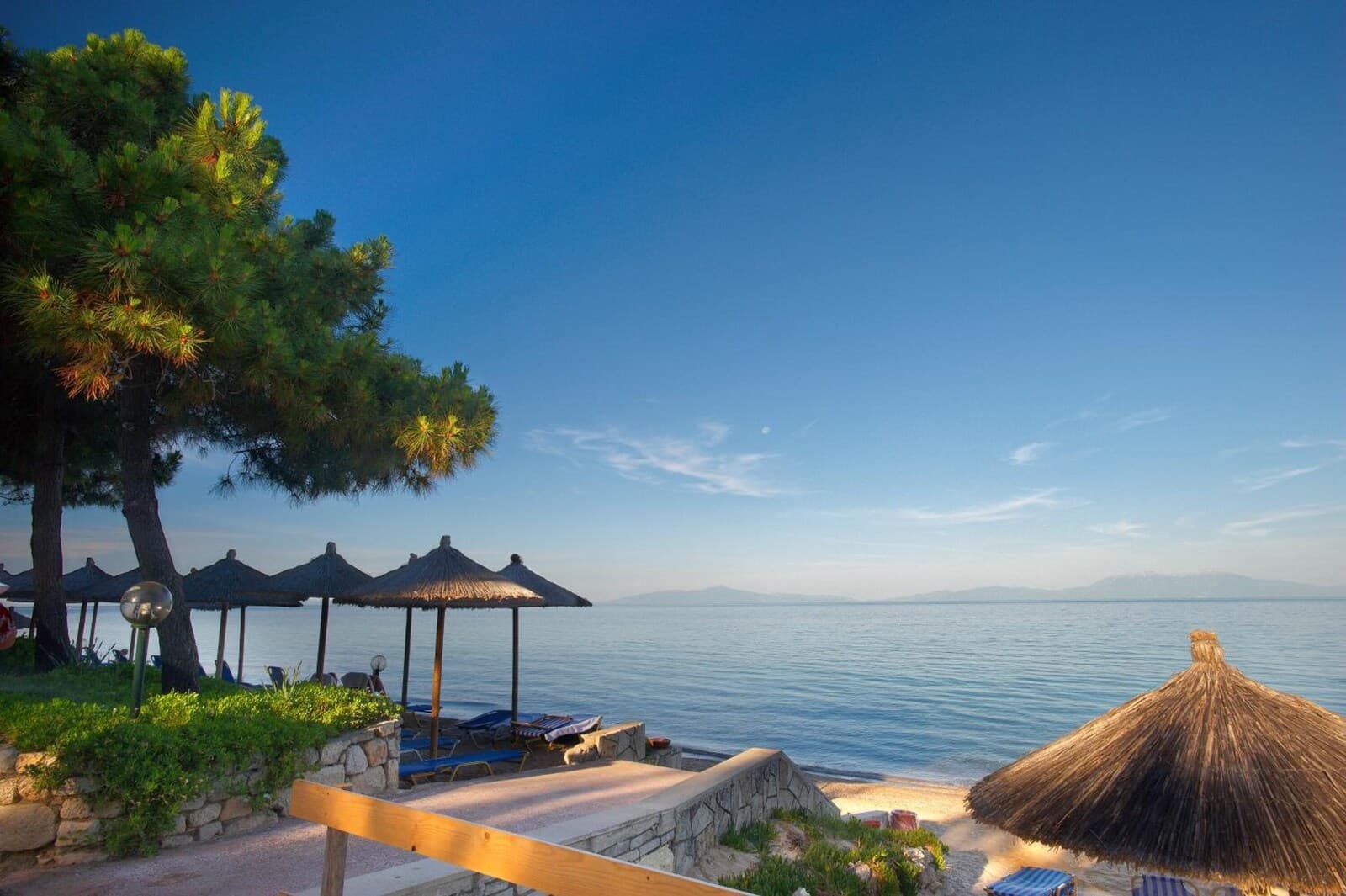 Portes Beach Hotel – main photo