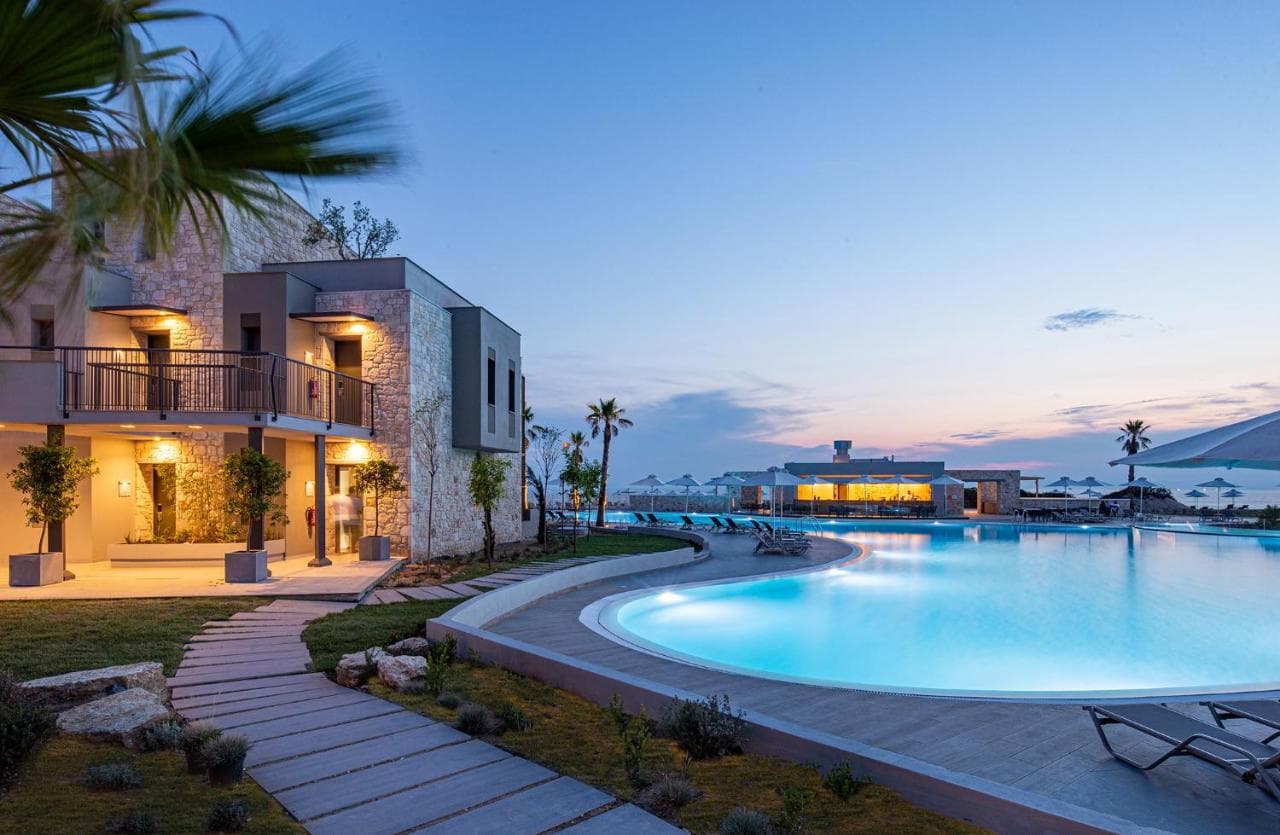 Portes Lithos Luxury Resort – photo 4