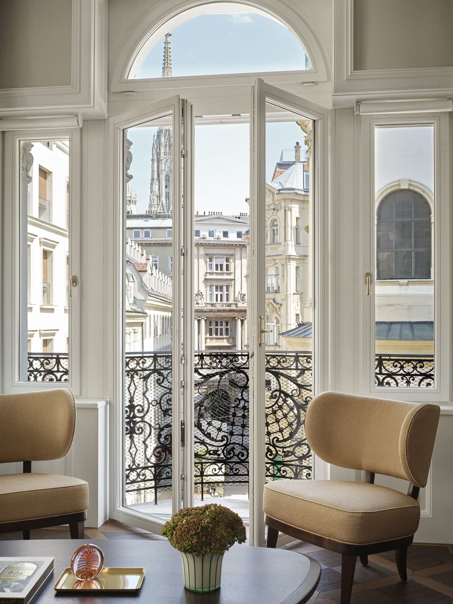 Rosewood Vienna
