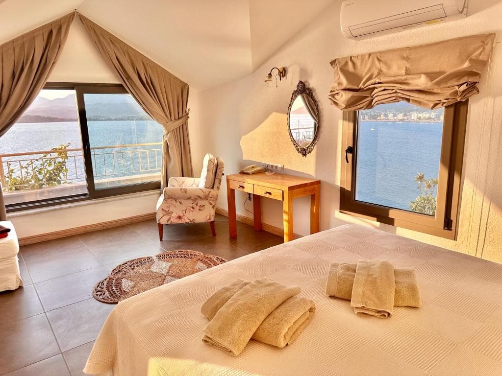 Ece Hotel Sovalye Island view 2
